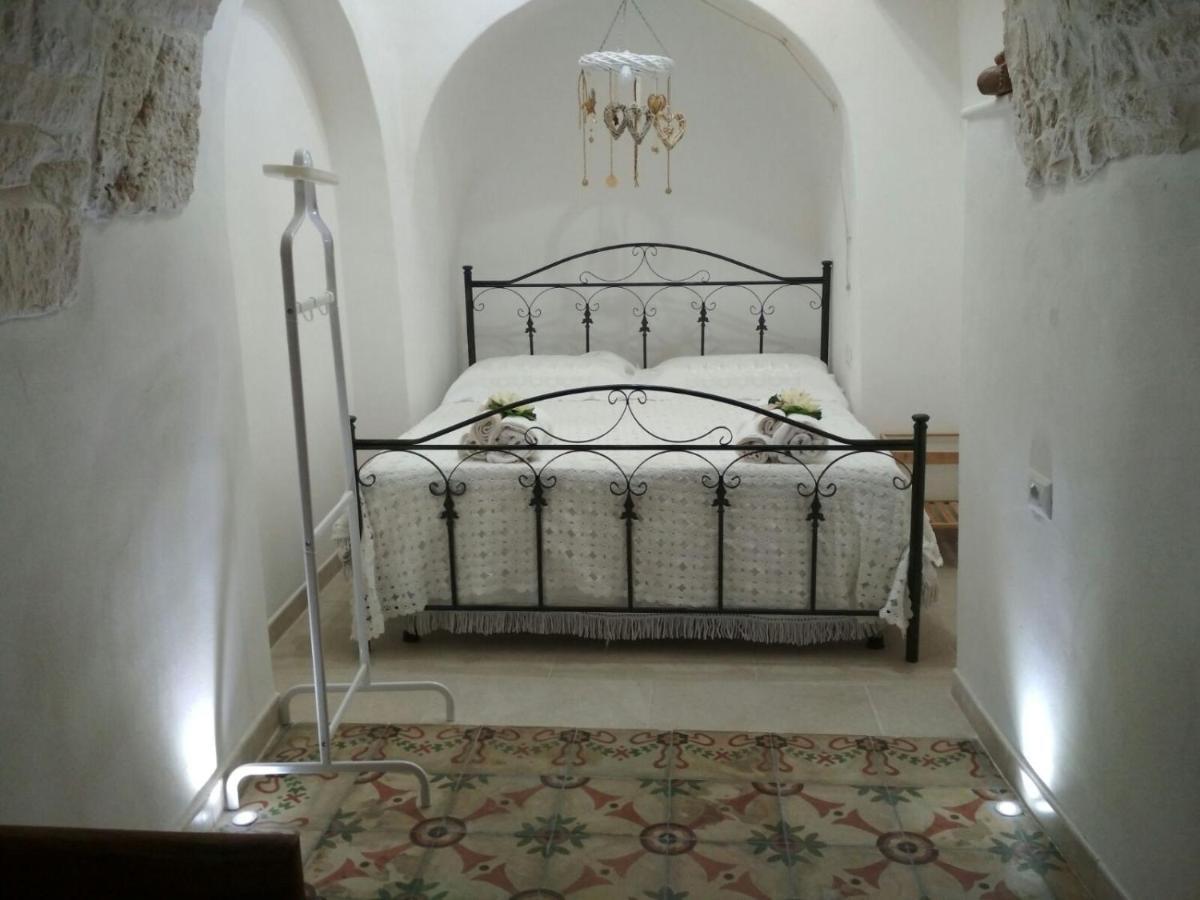 Trulli La Cariola Bed & Breakfast Locorotondo Exterior photo